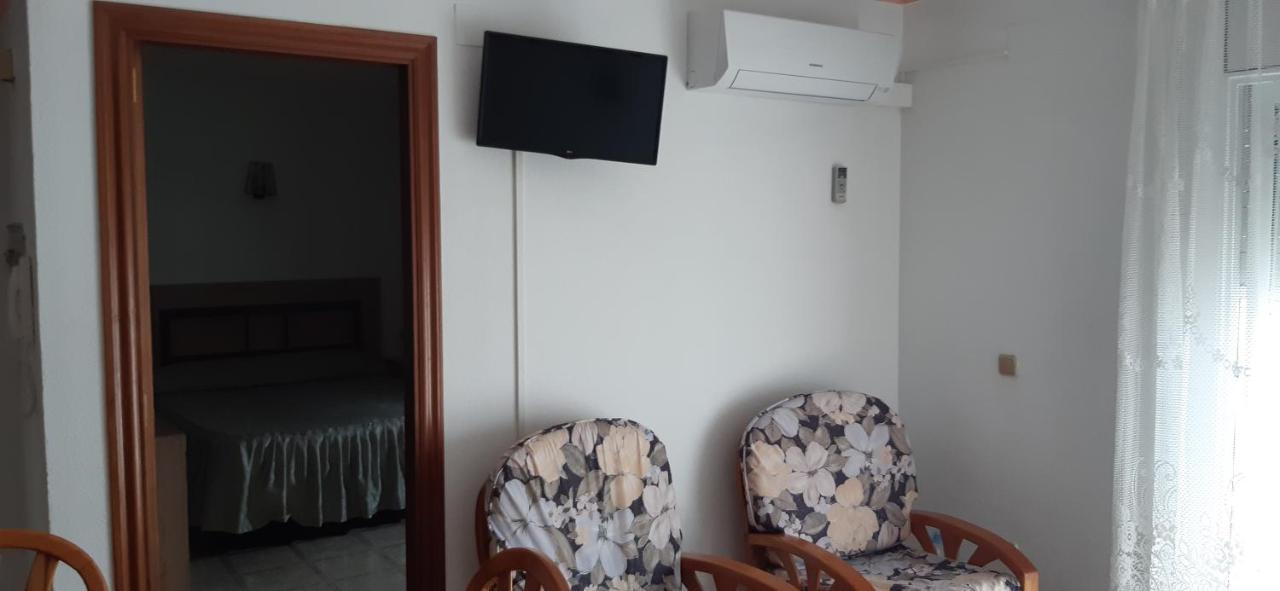 Apartamentos Las Americas - Blanes Beach Bagian luar foto