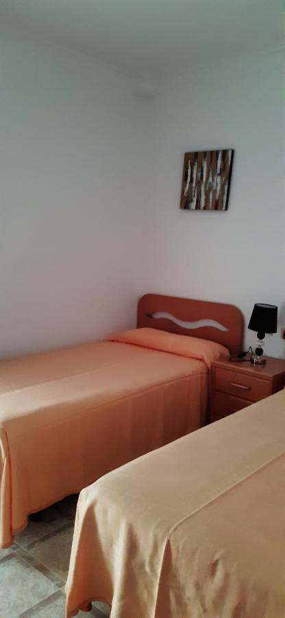 Apartamentos Las Americas - Blanes Beach Bagian luar foto