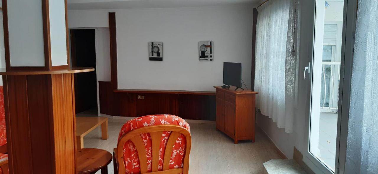 Apartamentos Las Americas - Blanes Beach Bagian luar foto