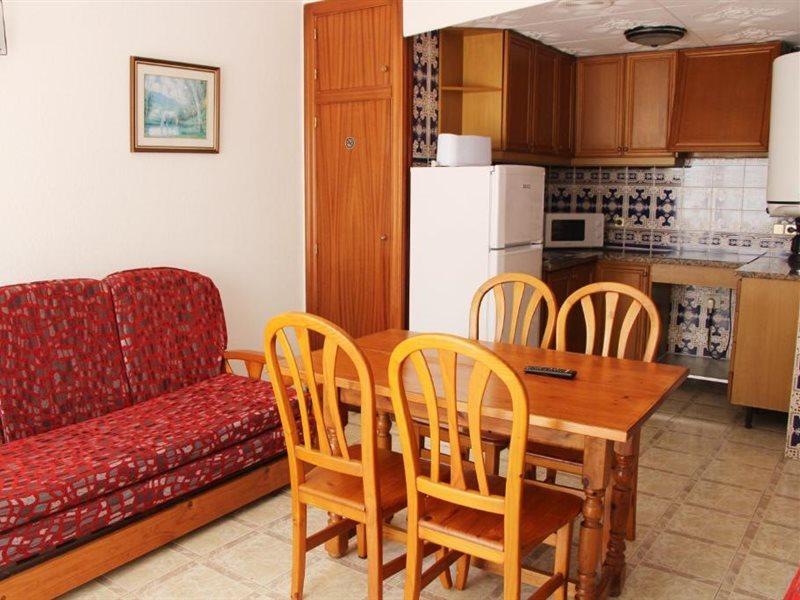 Apartamentos Las Americas - Blanes Beach Bagian luar foto