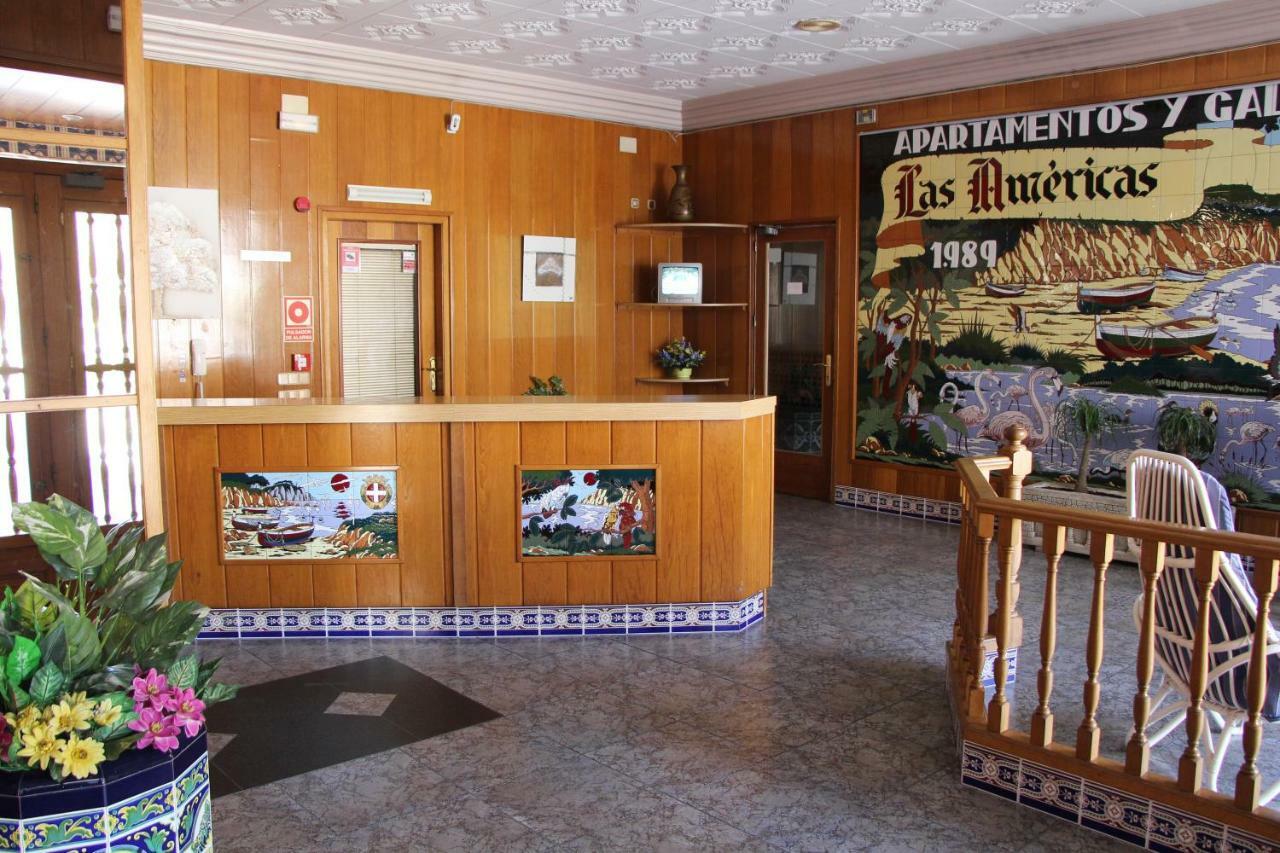 Apartamentos Las Americas - Blanes Beach Bagian luar foto